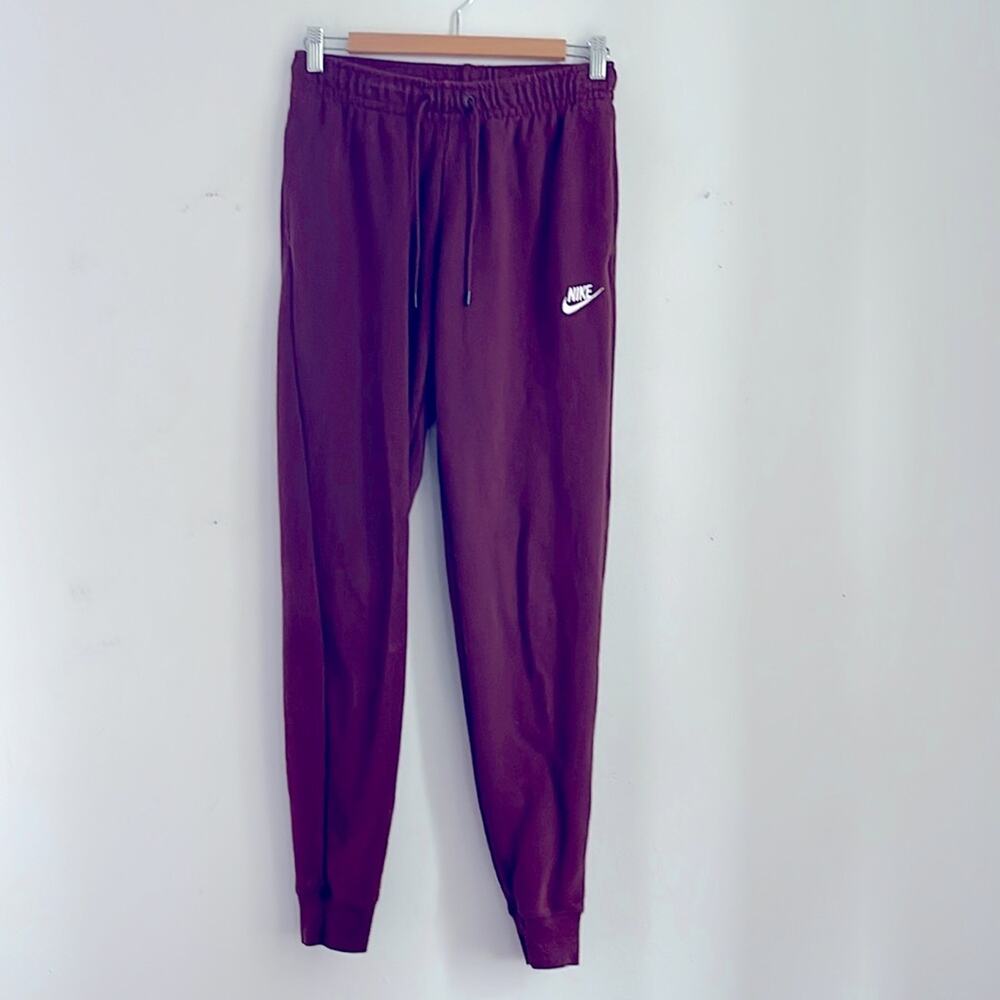 Nike logo embroidered elastic waist pull on jogger style sweat pants sz S